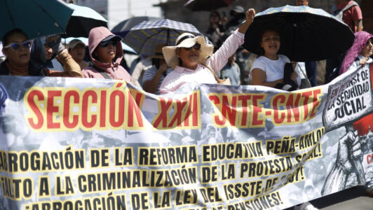 Profesores en México anuncian huelga indefinida previo al Mundial: Acusan que Gobierno respondió con 