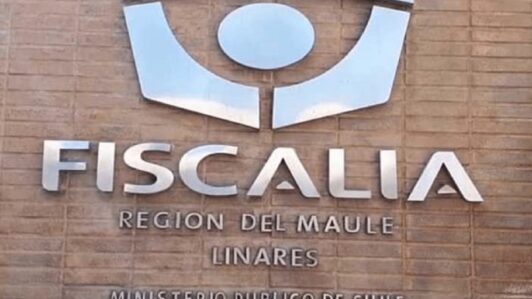 Hombre queda formalizado por amenaza de bomba durante audiencia en tribunal de Linares