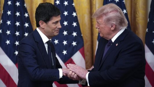 Kevin Warsh jura como presidente de la Reserva Federal de Estados Unidos