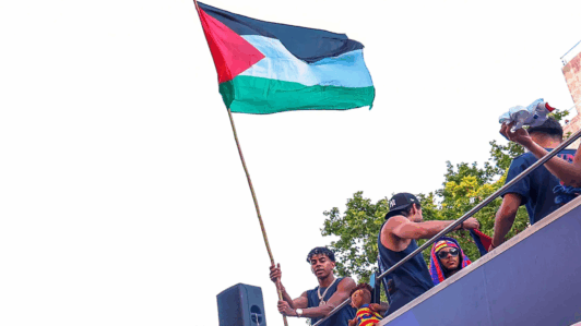 Israel acusa a Lamine Yamal de “incitar al odio” tras ondear bandera palestina en festejo del Barcelona