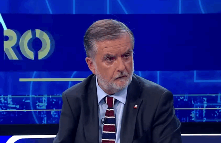 “¿Usted cree que yo lo acepté alegremente? La verdad es que no es así”: Ministro Undurraga responde por recorte en Cultura
