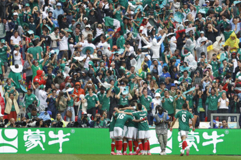 México celebra bajo la lluvia su triunfo ante Sudáfrica en el arranque del Mundial 2026