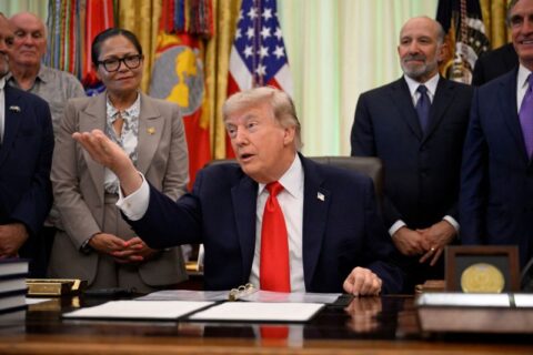 Trump afirma que el comunicado sobre el acuerdo con Irán se emitirá 