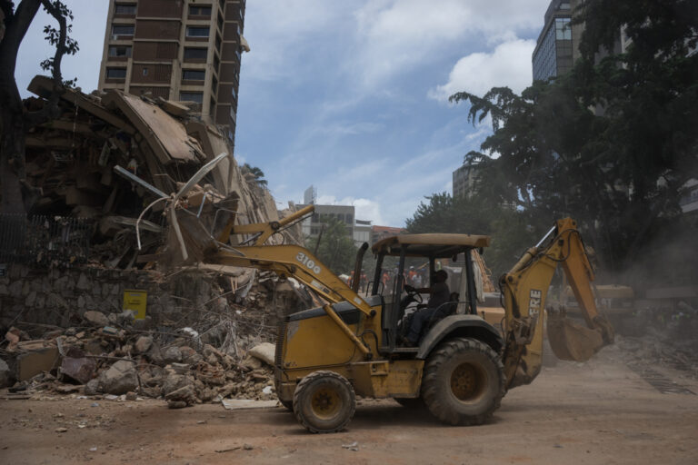 Terremoto en Venezuela: Cancillería habilita canales de asistencia para ciudadanos chilenos que pudieran verse afectados