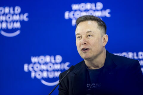 Elon Musk se acerca a un hito histórico: Podría ser la primera persona en acumular una fortuna de US$ 1 billón
