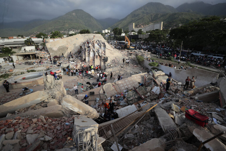 Terremotos en Venezuela: llegan más de 1.600 rescatistas para apoyar a víctimas