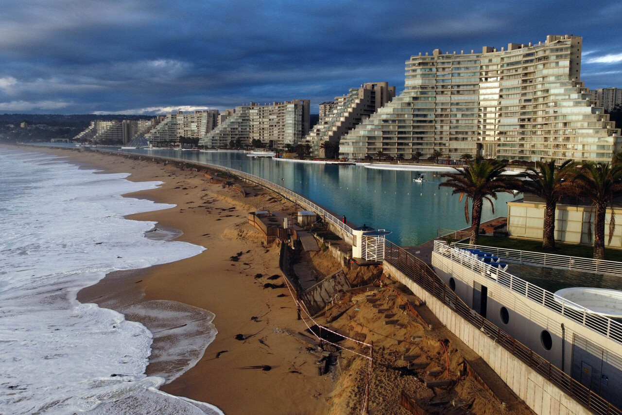 La denominada "piscina más grande del mundo" en San Alfonso del Mar en Algarrobo / Foto referencial de Agencia UNO
