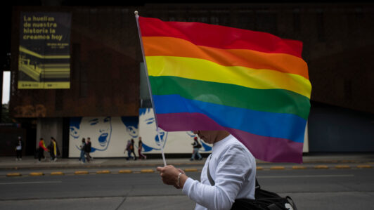 Estudio Ipsos y Fundación Iguales: 31% cree que discursos de odio contra personas LGBTIQ+ han aumentado