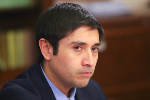 Llegó el turno del senador Calisto: Fiscalía presenta acusación en su contra por fraude de más de $100 millones