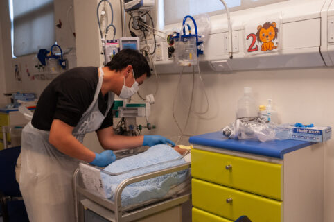 Hospital de La Serena pagará $200 millones por negligencia médica en parto que dejó con daño irreversible a recién nacido