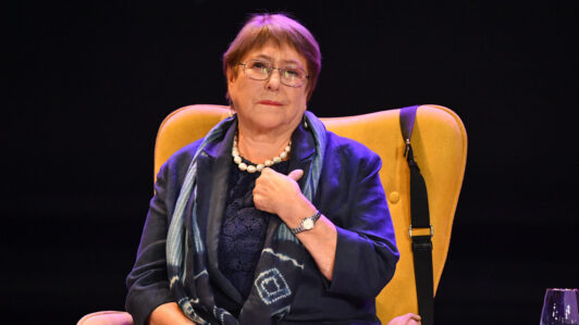 Carrera por la Secretaría General de la ONU: Michelle Bachelet se reunió con canciller chino