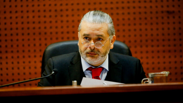 Licencias médicas: Confirman que Daniel Urrutia es uno de los jueces a quien se le abrió cuaderno de remoción