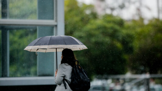 Meteorología emite aviso por precipitaciones en el Biobío: ¿Cuándo lloverá?