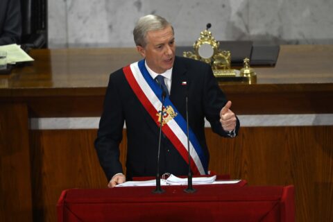 Frente Amplio insta al gobierno a avanzar en el proyecto de Sala Cuna y sugiere convocar a una mesa de trabajo
