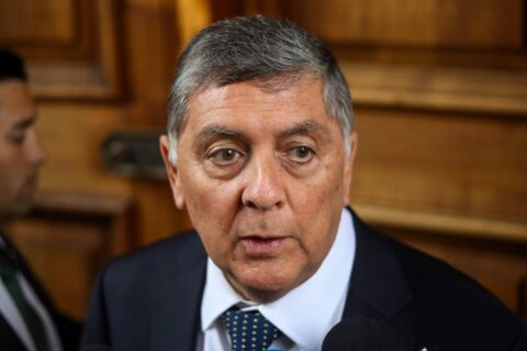 Gobierno descarta despliegue de militares en la calle: 