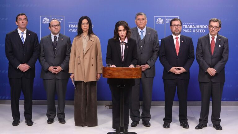 Gobierno creó grupo de tarea por ingreso de menores haitianos y se reunió con representantes de los poderes del Estado