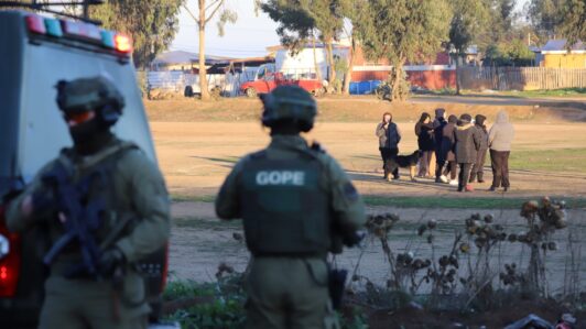 Retoman desalojo de la megatoma de San Antonio: Operativo considera catastro de 115 familias