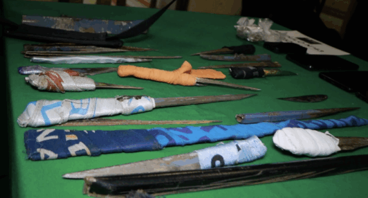 Allanamiento en Complejo Penitenciario Biobío: Incautaron armas, celulares, droga y licor artesanal