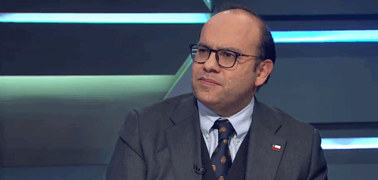 “Es una medida completamente cuestionable” y “produce una consecuencia”: Subsecretario del Interior aborda memorándum de gestión de Luis Thayer que flexibilizó ingreso de ciudadanos haitianos