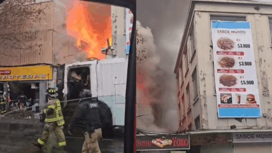 Bomberos combate incendio en galería comercial del centro de Santiago: Hay riesgo de derrumbe