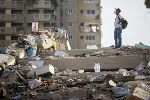 Sube a 1.719 la cifra de muertos y casi 16.000 damnificados por los terremotos en Venezuela