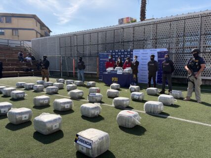 Paso fronterizo Ollagüe: Incautan más de 458 kilos de cannabis en camión que intentaba ingresar a Chile/Aduanas