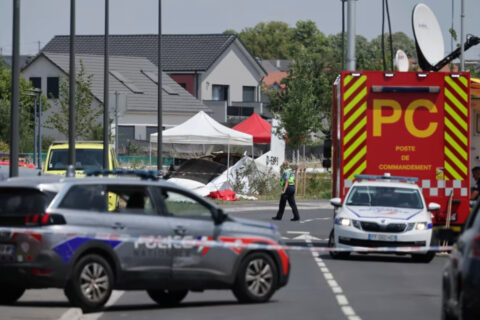 Once muertos deja choque de avioneta de paracaidismo en el noreste de Francia