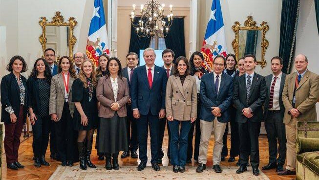 Plan Chile Renace: Gobierno presentó comisión asesora y los 8 ejes clave de la iniciativa que buscará enfrentar la baja natalidad