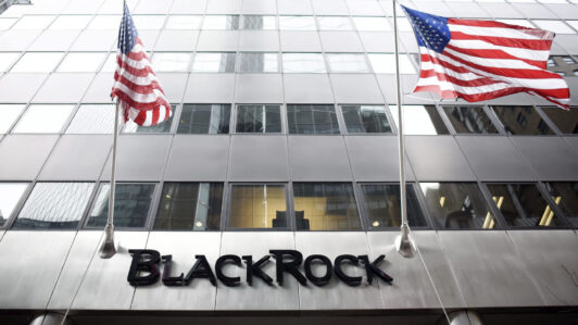 BlackRock invertiría US$ 5.000 millones en acciones de SpaceX de cara a su OPI