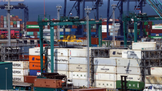 CCS proyecta que fletes de importación bajarán hasta 15% en el tercer trimestre y no volverán a niveles previos al conflicto de Medio Oriente