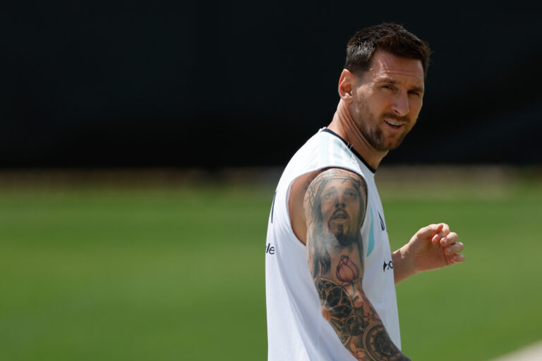 Entre el descanso y los récords: ¿Debe jugar Messi contra Jordania?