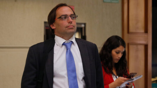 Exdirector de la Dipres enfatiza que se superará el límite de deuda pública: “Lo vamos a pasar, no veo cómo no traspasar ese 45%”