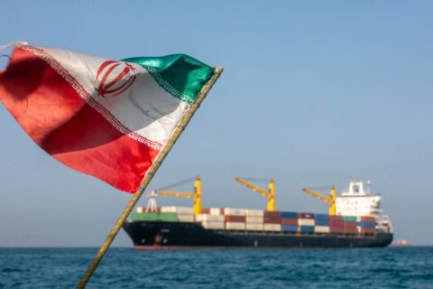EE.UU. intercepta dos misiles iraníes contra tropas en Kuwait en plena escalada con negociaciones de paz estancadas