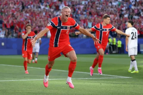 El noruego Erling Haaland celebra un gol contra Iraq. Justin Setterfield/Getty Images