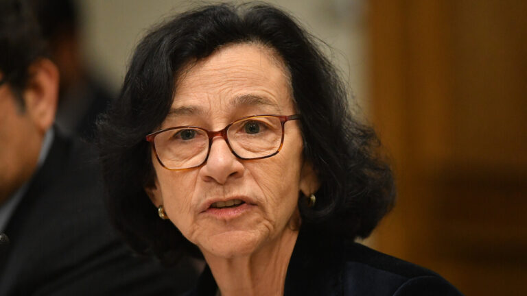 Presidenta del Banco Central afirma que tras el shock del petróleo: “El balance de riesgos para la inflación se ha ido equilibrando”
