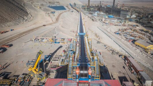 INE: Producción industrial se hunde 7,5% en mayo arrastrado por desplome de la minería