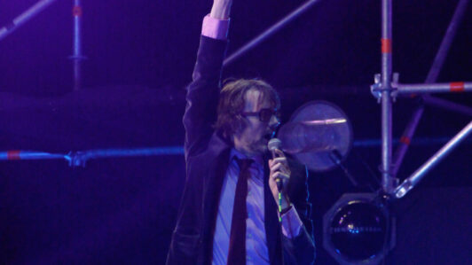Pulp anuncia documental que se estrenará por MUBI y un álbum en vivo grabado en The O2 de Londres