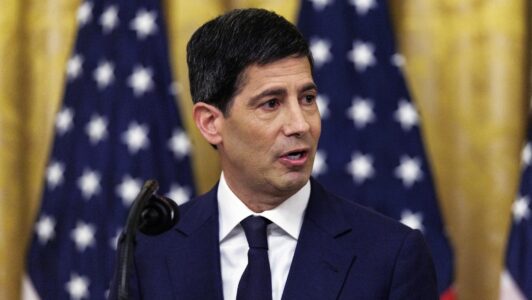 Reserva Federal mantiene la tasa de interés en 3,5%-3,75% en la primera decisión de Kevin Warsh como presidente