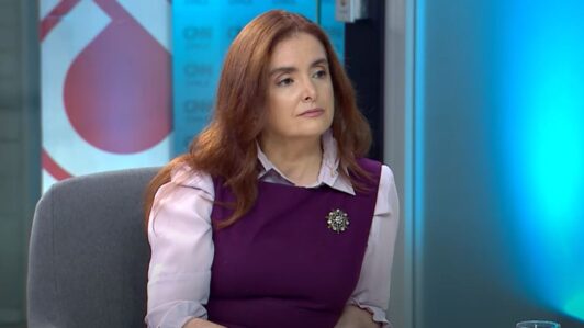 La derrota judicial que sufrió exembajadora de Chile en Reino Unido: Pedía indemnización y disculpas públicas tras su polémica salida del cargo