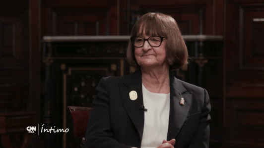 Rosa Devés: “La gratuidad se va a mantener, lo quieran los gobiernos o no, porque es muy importante para el país y Chile va a defenderla”