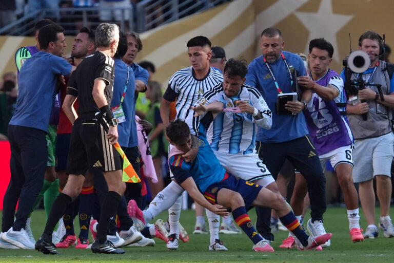 Mundial 2026: FIFA abre procedimiento disciplinario contra la AFA, jugadores argentinos y el español Gavi tras final con España