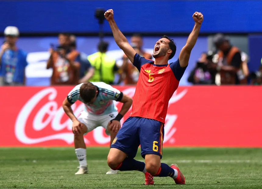 Mikel Merino celebra después del partido de España ante Bélgica. Jessie Alcheh/Imagn Images/Reuters vía CNN Newsource