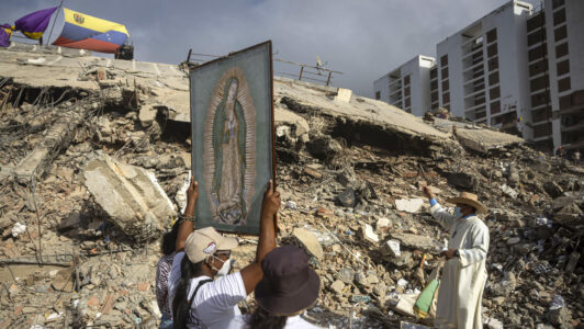 A casi un mes del doble terremoto: Fallecidos en Venezuela llegan a 5.208