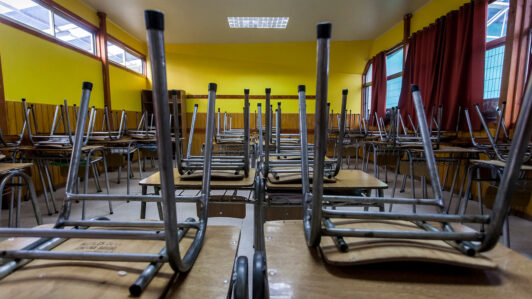 Sistema frontal: Las comunas donde hay suspensión de clases este lunes 20 de julio