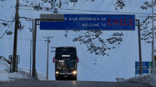 Autoridades informan cierre del Paso Los Libertadores por 