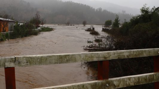 Región del Biobío: Declaran alerta amarilla en Arauco por crecida de río