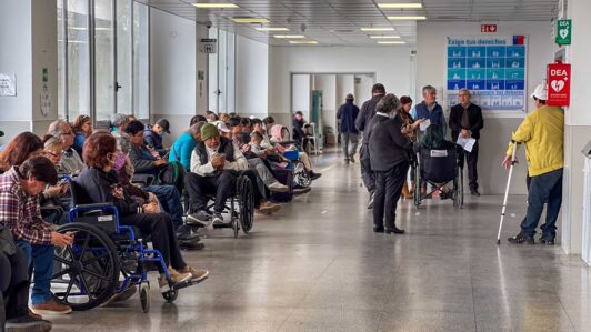 Reporte semanal del Minsal: Virus sincicial es el de mayor circulación con 22,9% de los casos y autoridades llaman a vacunarse
