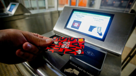 Uso de tarjetas: Banco Central publica normas sobre funcionamiento del pago en el transporte público