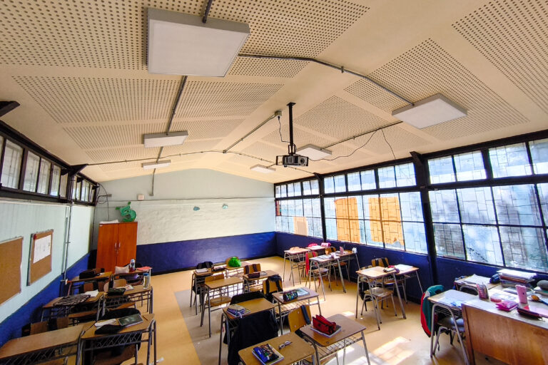 Anuncian suspensión de clases por sistema frontal: Revisa las regiones y comunas afectadas