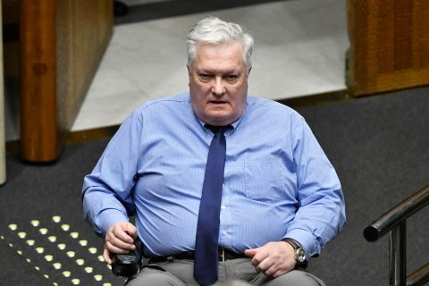 PDI incauta celular y computador de senador Alejandro Kusanovic por presunta devolución de sueldos